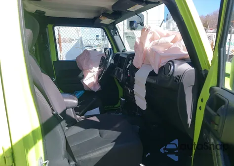 2017 Jeep Wrangler Unlimited Sport z USA, uszkodzony, nr VIN 1C4BJWDG0HL535680